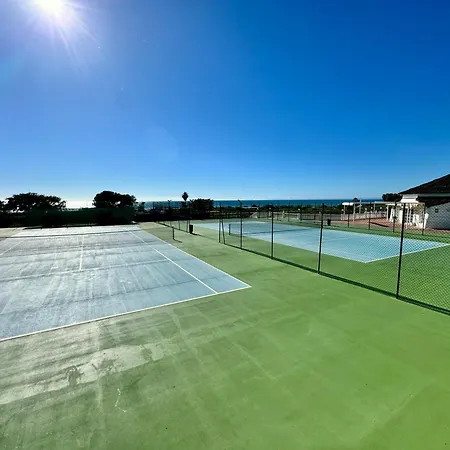 Lunamar Beachfront With Swimming Pool, Football, Tennis, Paddle And Basketball Courts - Eaw Homes Lägenhet *