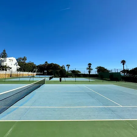 Lunamar Beachfront With Swimming Pool, Football, Tennis, Paddle And Basketball Courts - Eaw Homes Lägenhet