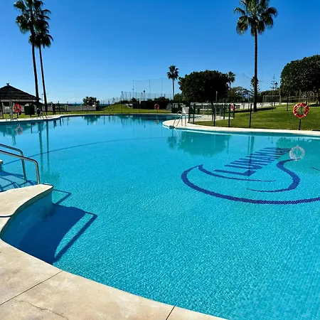 Lunamar Beachfront With Swimming Pool, Football, Tennis, Paddle And Basketball Courts - Eaw Homes * Marbella