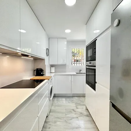 Apartment Lunamar Beachfront With Swimming Pool, Football, Tennis, Paddle And Basketball Courts - Eaw Homes *