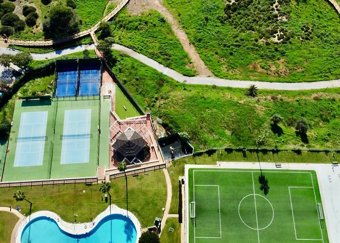 Διαμέρισμα Lunamar Beachfront With Swimming Pool, Football, Tennis, Paddle And Basketball Courts - Eaw Homes Μαρμπέλλα