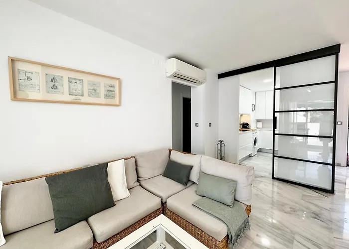 Διαμέρισμα Lunamar Beachfront With Swimming Pool, Football, Tennis, Paddle And Basketball Courts - Eaw Homes