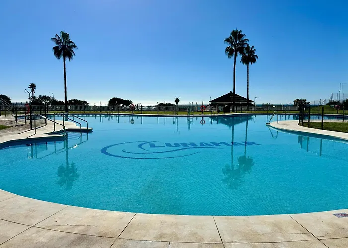 Apartament Lunamar Beachfront With Swimming Pool, Football, Tennis, Paddle And Basketball Courts - Eaw Homes Marbella