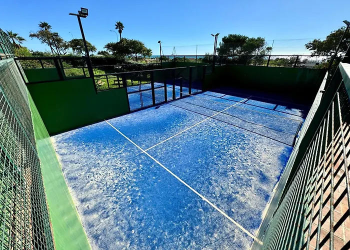 Lunamar Beachfront With Swimming Pool, Football, Tennis, Paddle And Basketball Courts - Eaw Homes Apartament Marbella