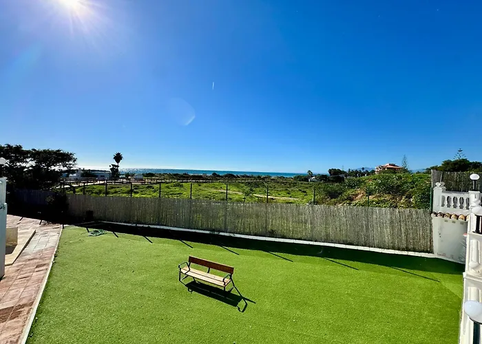 Lunamar Beachfront With Swimming Pool, Football, Tennis, Paddle And Basketball Courts - Eaw Homes Apartament