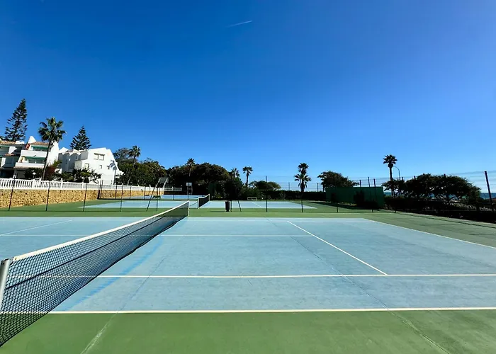 Lunamar Beachfront With Swimming Pool, Football, Tennis, Paddle And Basketball Courts - Eaw Homes Apartament